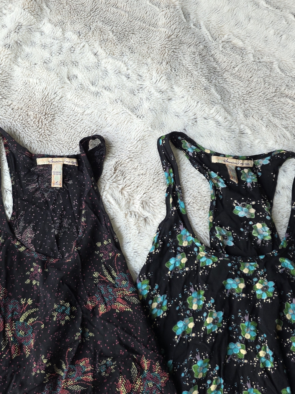 American Rag Cie Racerback Tank Tops - M L - Picture 3 of 7
